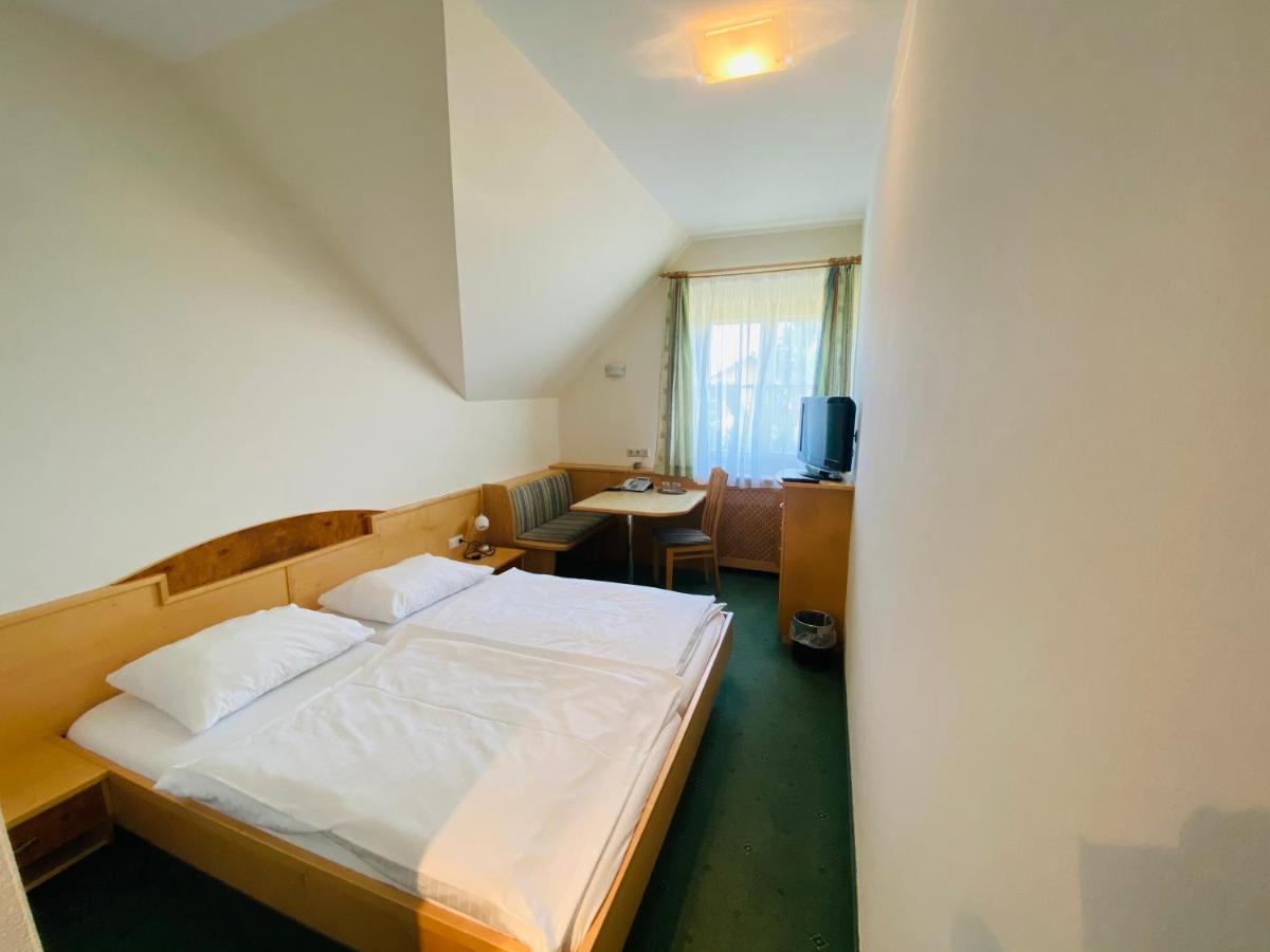 Hotel Stich Manhartsbrunn Eksteriør bilde