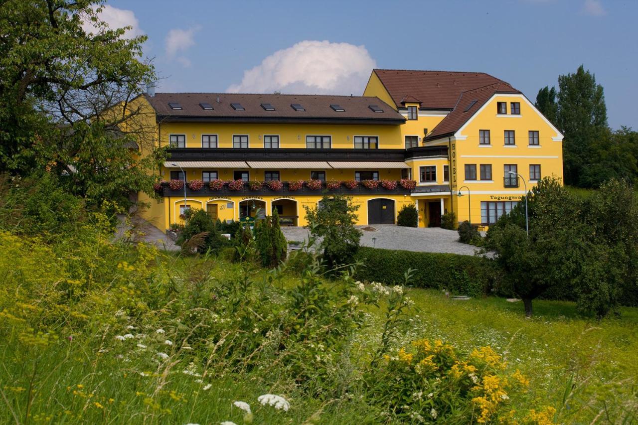 Hotel Stich Manhartsbrunn Eksteriør bilde
